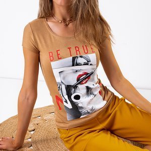 Világosbarna női póló nyomtatással és felirattal - Ruházat